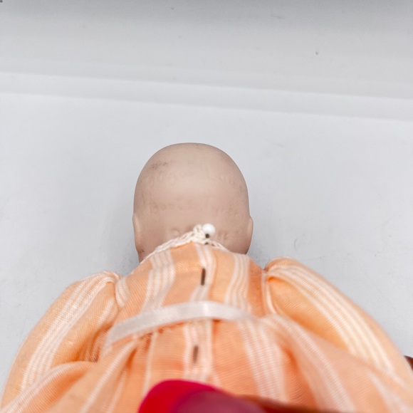 VTG 6" Caucasian Sugar Lump Porcelain Sleeping Baby Doll- Boots Tyner 1990's - Picture 9 of 11